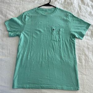 Vineyard Vines t-shirt